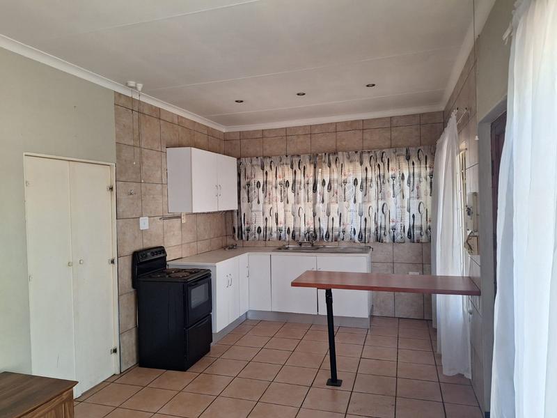 To Let 1 Bedroom Property for Rent in Lodeyko Gauteng