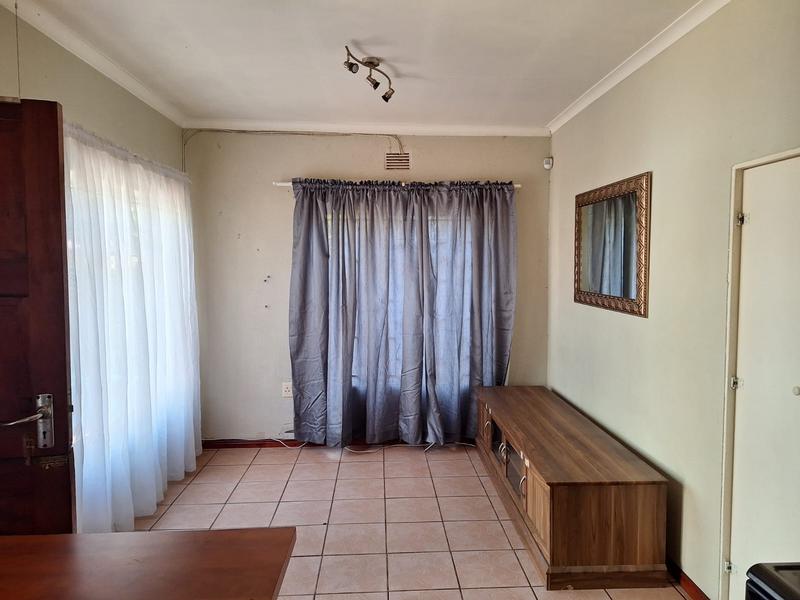 To Let 1 Bedroom Property for Rent in Lodeyko Gauteng