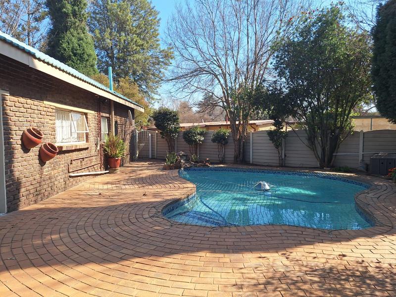 To Let 1 Bedroom Property for Rent in Lodeyko Gauteng