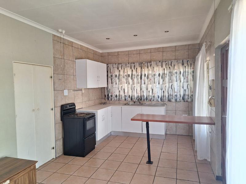 To Let 1 Bedroom Property for Rent in Lodeyko Gauteng