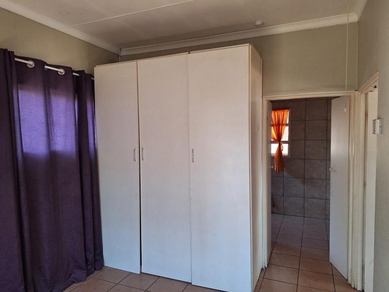 To Let 1 Bedroom Property for Rent in Lodeyko Gauteng