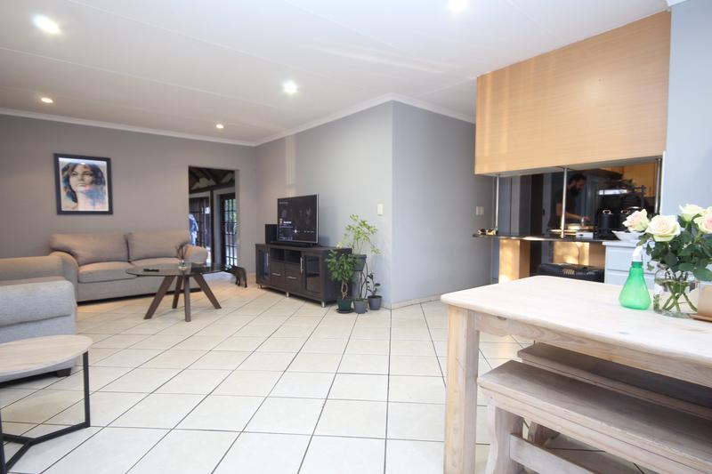 3 Bedroom Property for Sale in Thatchfield Gauteng