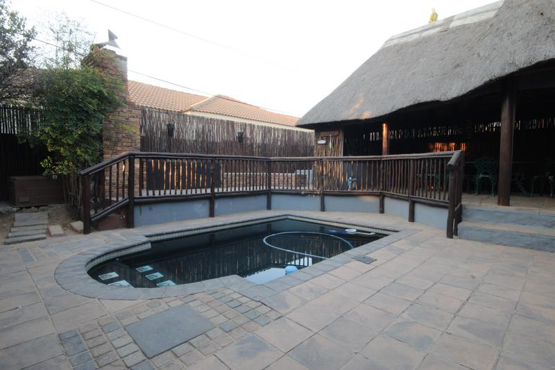 3 Bedroom Property for Sale in Thatchfield Gauteng