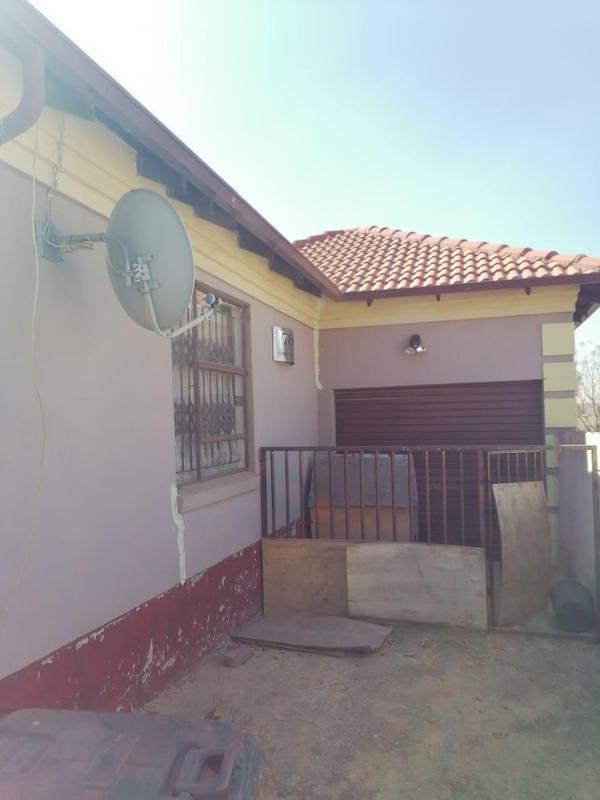 3 Bedroom Property for Sale in Olievenhoutbosch Gauteng