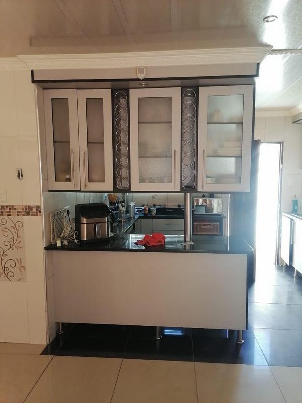 3 Bedroom Property for Sale in Olievenhoutbosch Gauteng