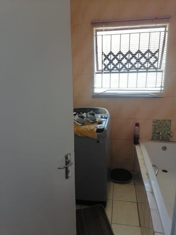 3 Bedroom Property for Sale in Olievenhoutbosch Gauteng