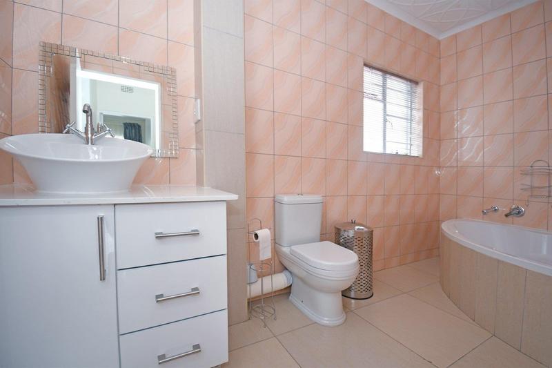 3 Bedroom Property for Sale in River Club Gauteng