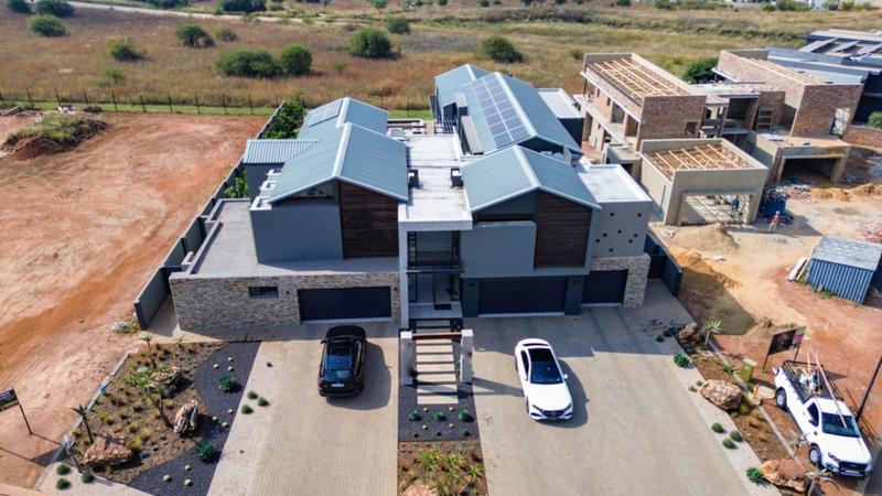 5 Bedroom Property for Sale in Midstream Ridge Gauteng