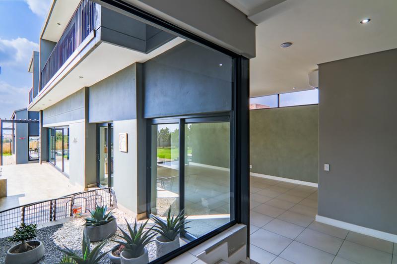 5 Bedroom Property for Sale in Midstream Ridge Gauteng