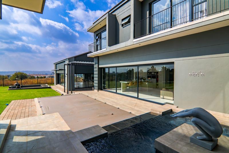 5 Bedroom Property for Sale in Midstream Ridge Gauteng