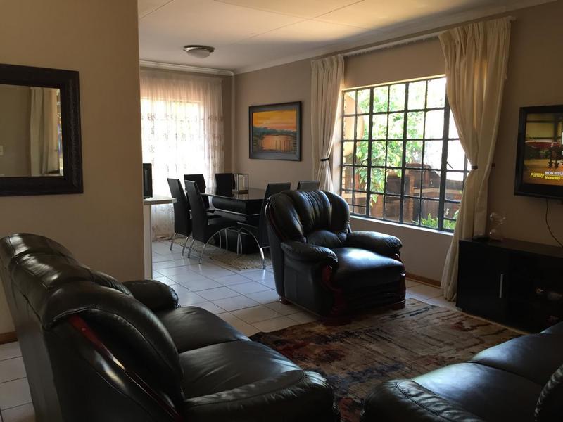 2 Bedroom Property for Sale in Theresa Park Gauteng