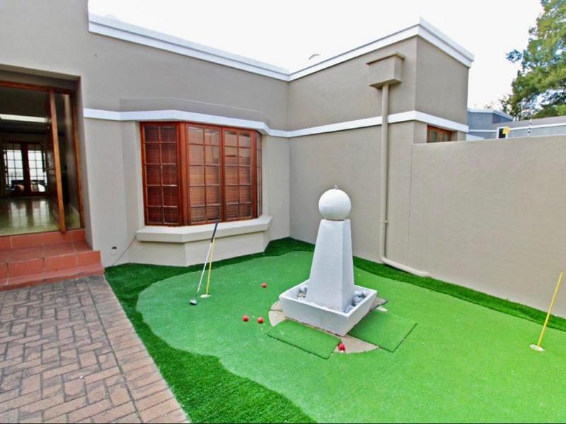 To Let 3 Bedroom Property for Rent in Rivonia Gauteng