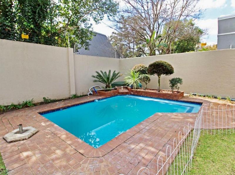 To Let 3 Bedroom Property for Rent in Rivonia Gauteng