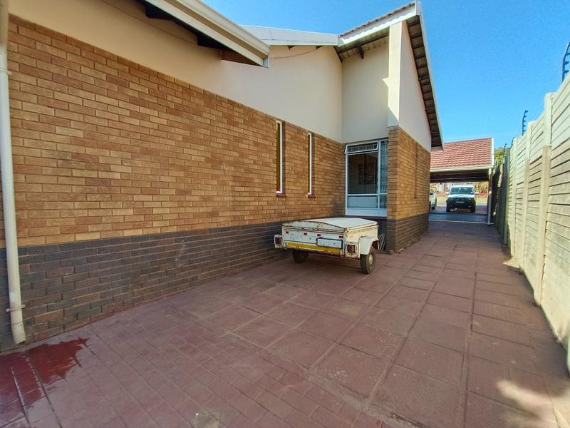 5 Bedroom Property for Sale in Wonderboom Gauteng