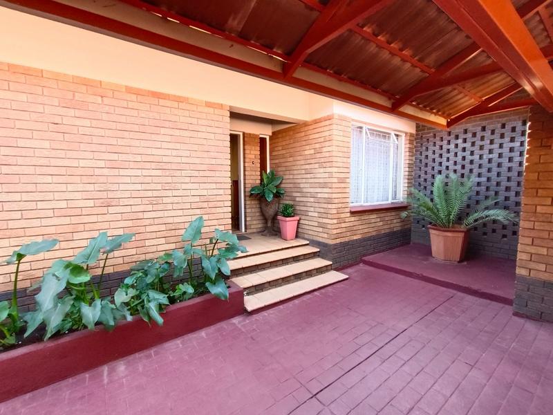 5 Bedroom Property for Sale in Wonderboom Gauteng