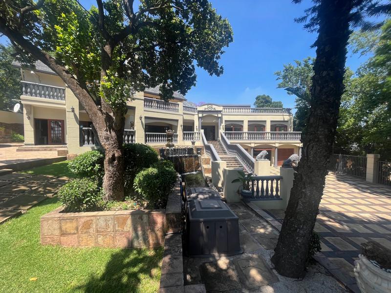 4 Bedroom Property for Sale in Waterkloof Ridge Gauteng