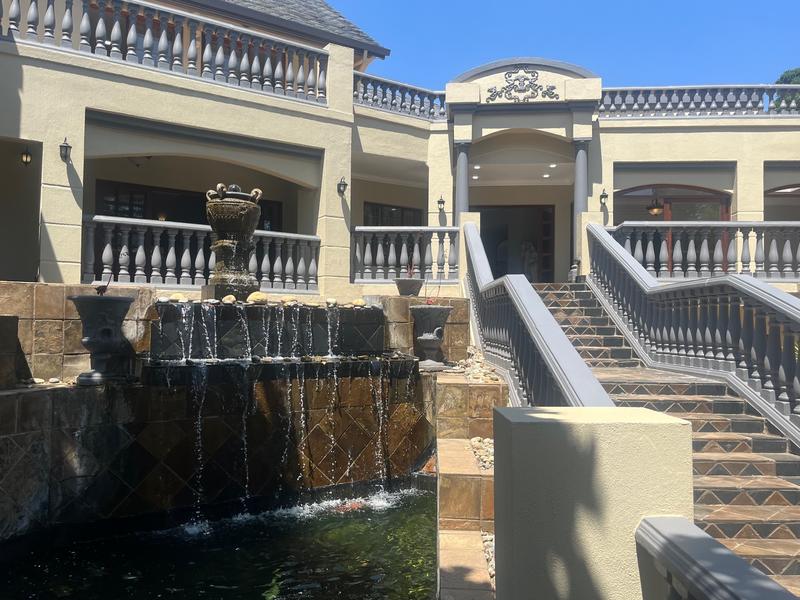 4 Bedroom Property for Sale in Waterkloof Ridge Gauteng