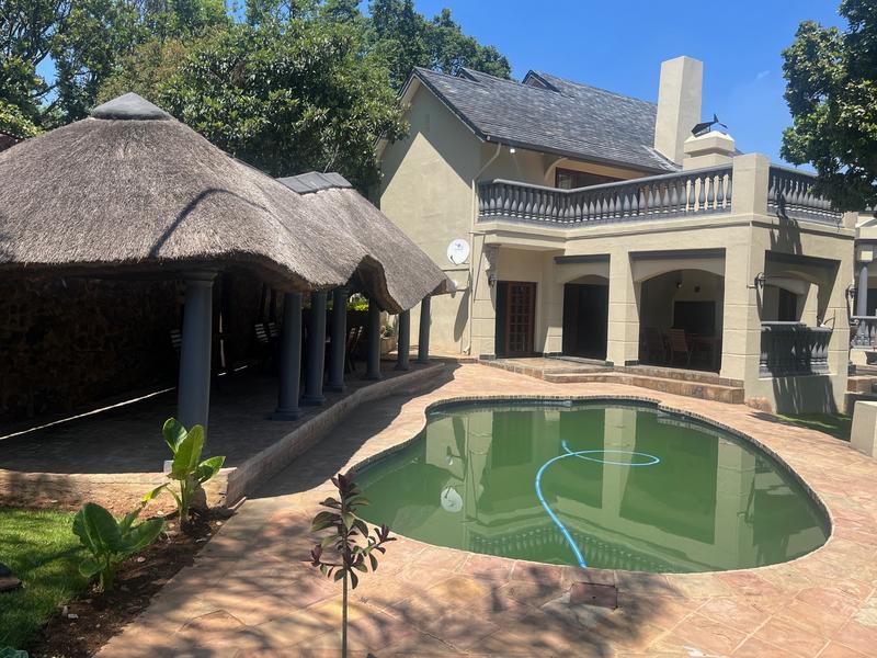 4 Bedroom Property for Sale in Waterkloof Ridge Gauteng