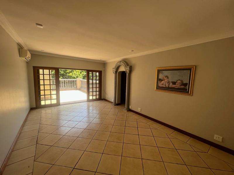 4 Bedroom Property for Sale in Waterkloof Ridge Gauteng