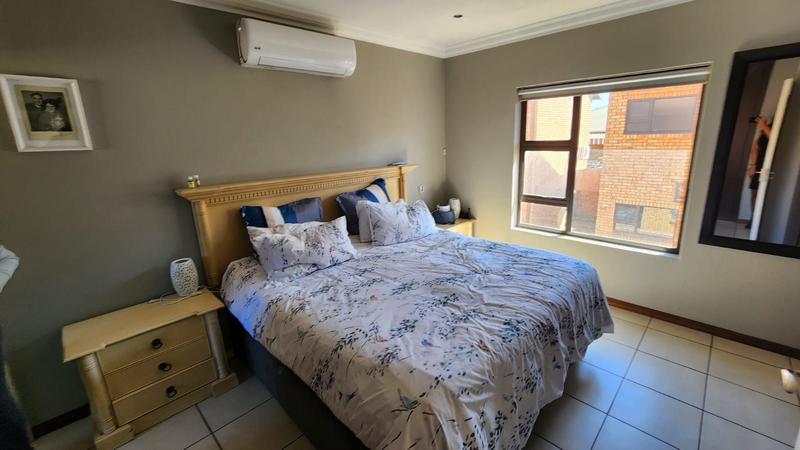 3 Bedroom Property for Sale in New Redruth Gauteng