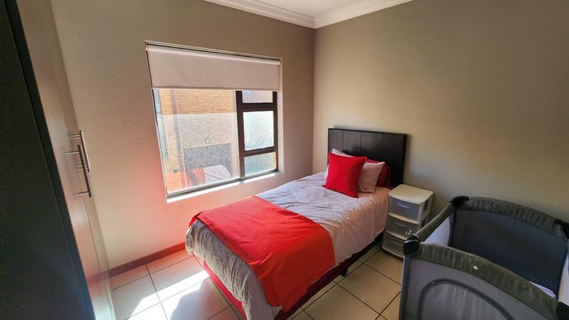 3 Bedroom Property for Sale in New Redruth Gauteng