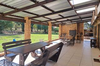 5 Bedroom Property for Sale in Walker Fruit Farms Gauteng