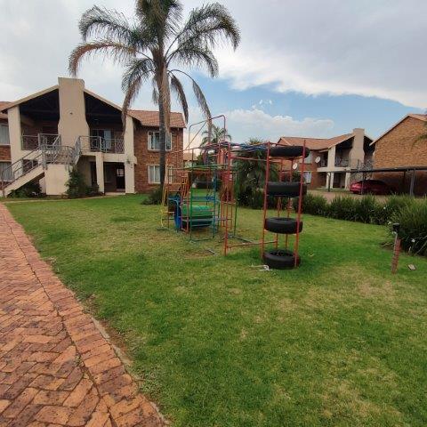 2 Bedroom Property for Sale in Highveld Gauteng