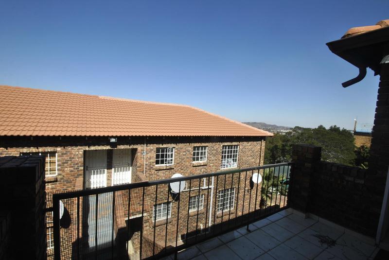 2 Bedroom Property for Sale in Winchester Hills Gauteng