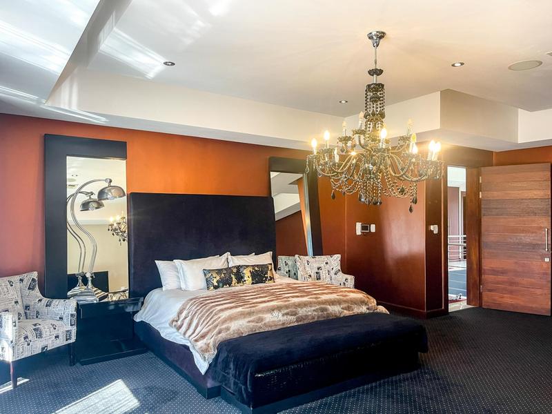 5 Bedroom Property for Sale in Midstream Estate Gauteng