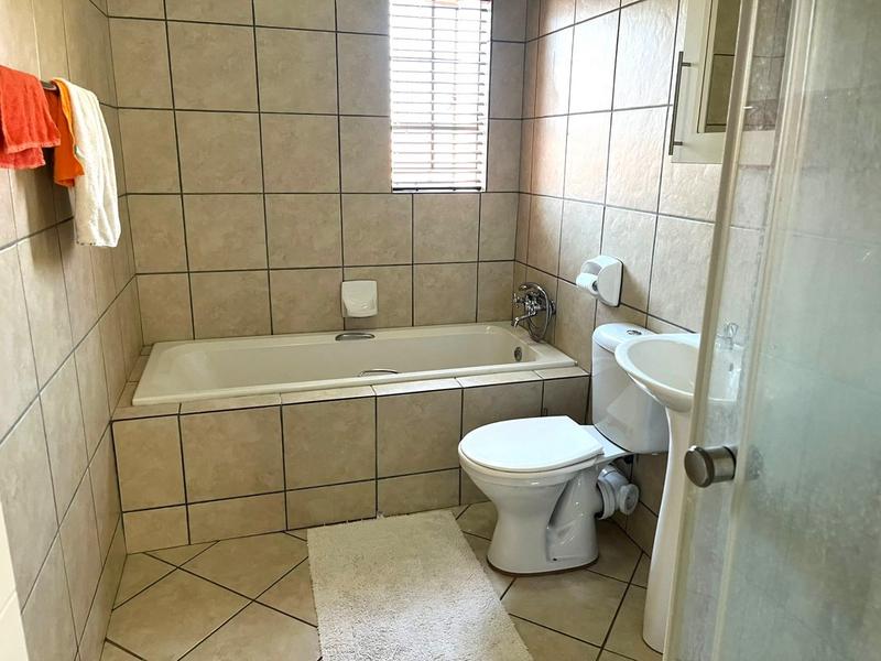 3 Bedroom Property for Sale in Sinoville Gauteng