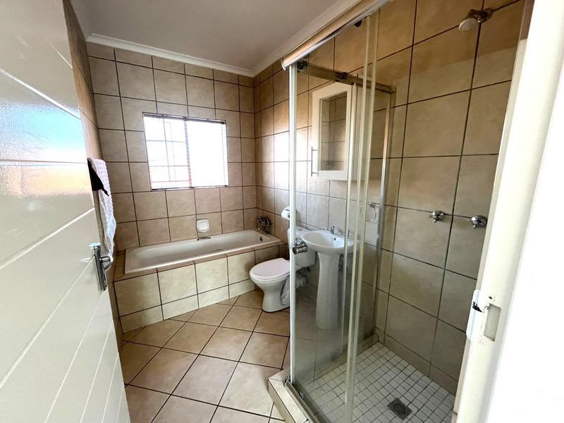 3 Bedroom Property for Sale in Sinoville Gauteng