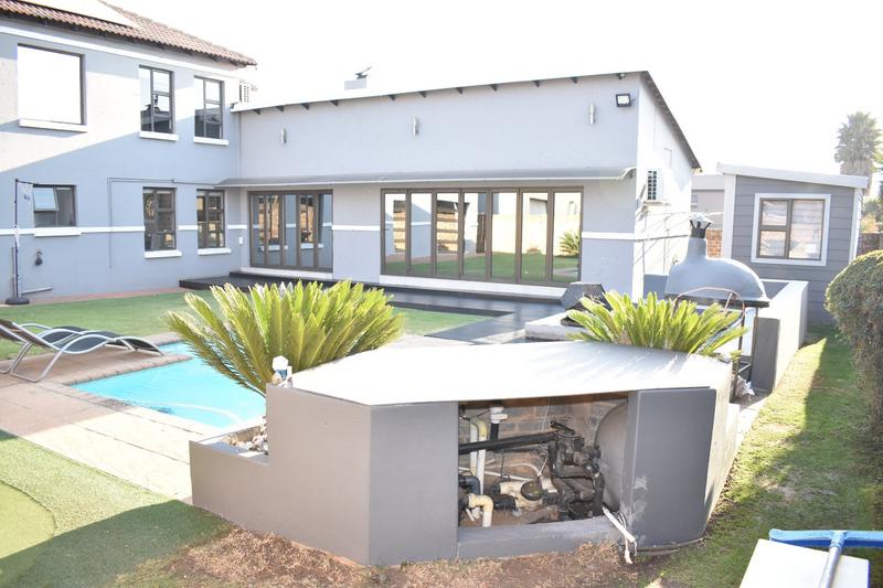 3 Bedroom Property for Sale in Parkrand Gauteng