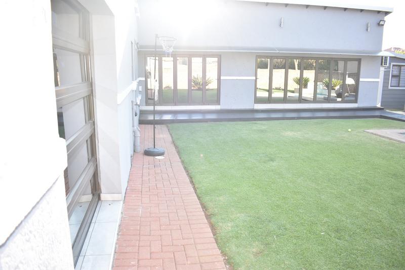 3 Bedroom Property for Sale in Parkrand Gauteng