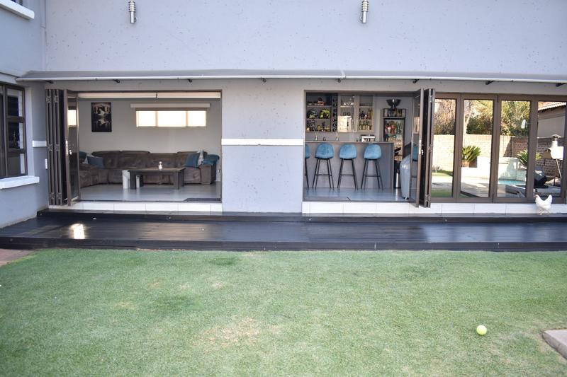 3 Bedroom Property for Sale in Parkrand Gauteng