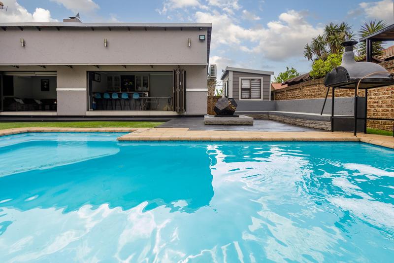 3 Bedroom Property for Sale in Parkrand Gauteng