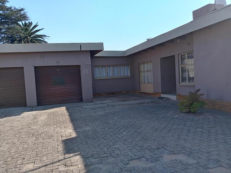 3 Bedroom Property for Sale in Vanderbijlpark CE 4 Gauteng