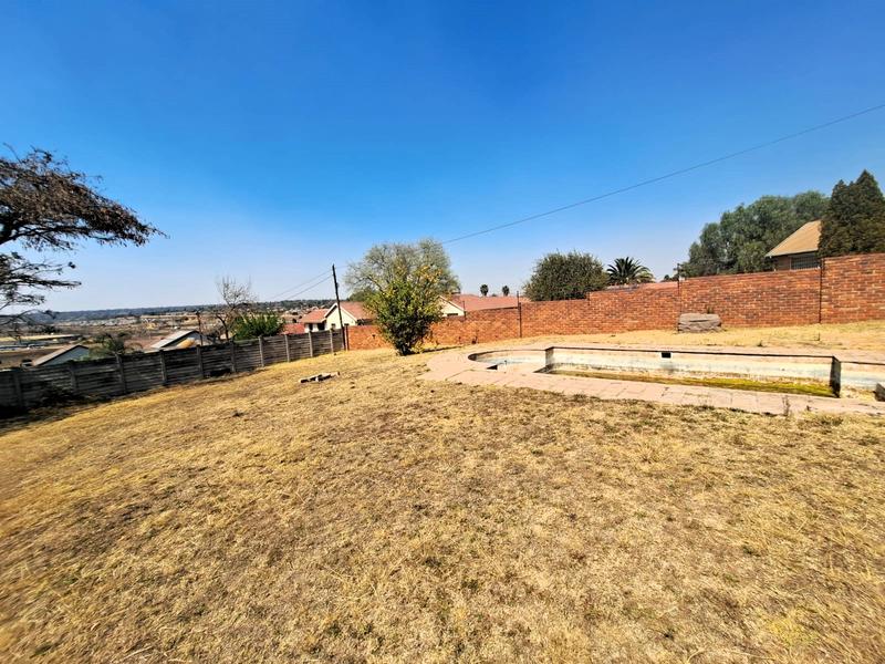 3 Bedroom Property for Sale in Heuweloord Gauteng