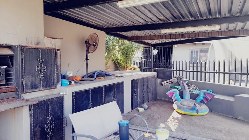 3 Bedroom Property for Sale in Vanderbijlpark SE 6 Gauteng