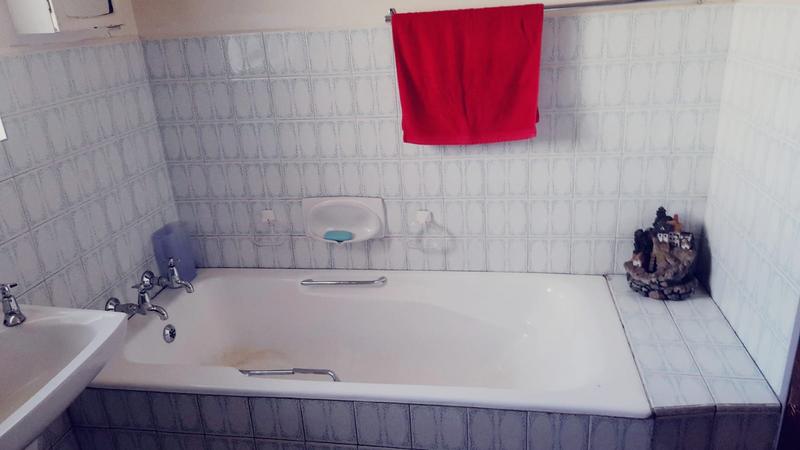 3 Bedroom Property for Sale in Vanderbijlpark SE 6 Gauteng