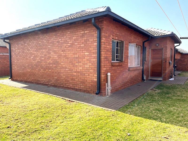 3 Bedroom Property for Sale in Kenley AH Gauteng