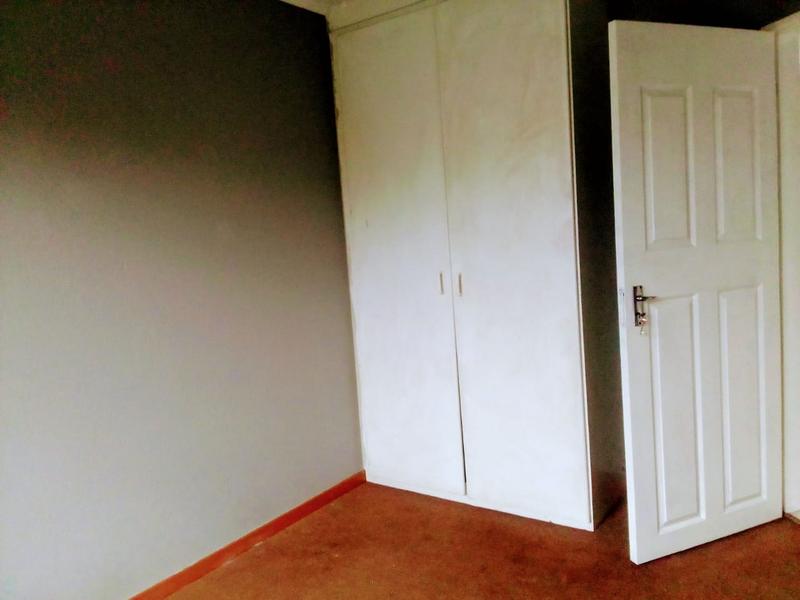 To Let 2 Bedroom Property for Rent in Glen Marais Gauteng