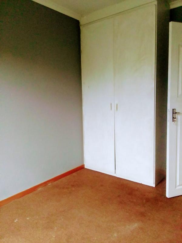 To Let 2 Bedroom Property for Rent in Glen Marais Gauteng