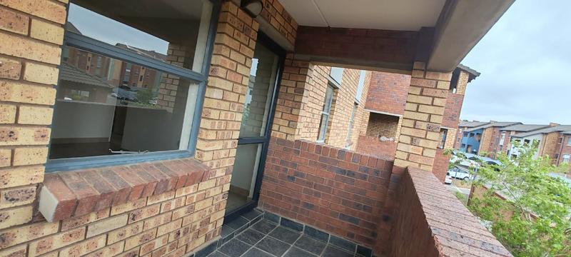 2 Bedroom Property for Sale in Olifantsvlei Gauteng