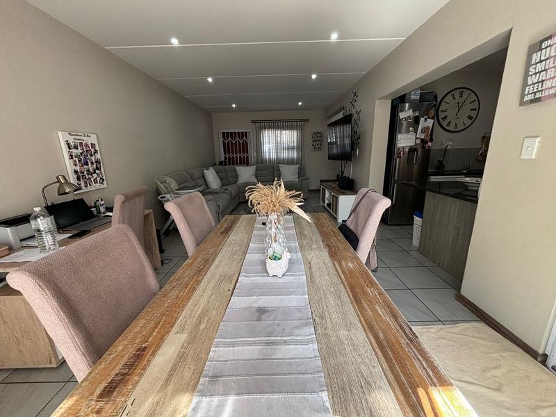 3 Bedroom Property for Sale in Honeydew Manor Gauteng