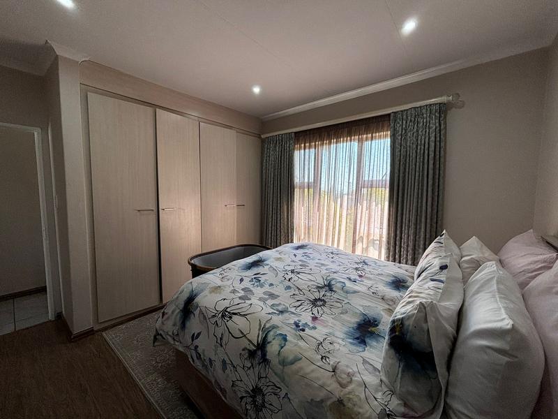 3 Bedroom Property for Sale in Honeydew Manor Gauteng