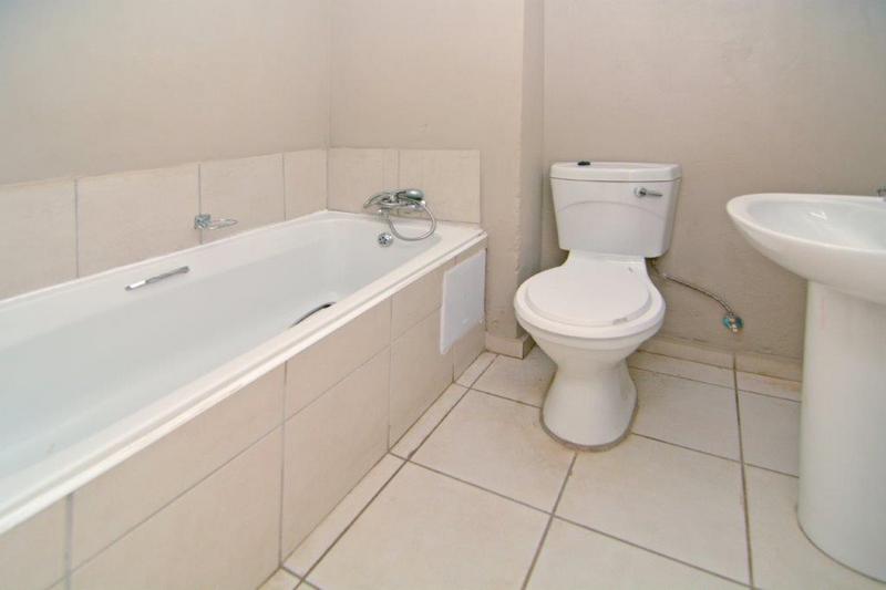 To Let 2 Bedroom Property for Rent in Chiawelo Gauteng