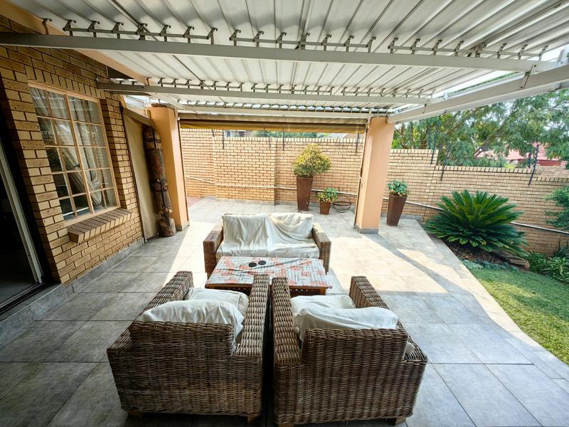 3 Bedroom Property for Sale in Zwartkop Gauteng