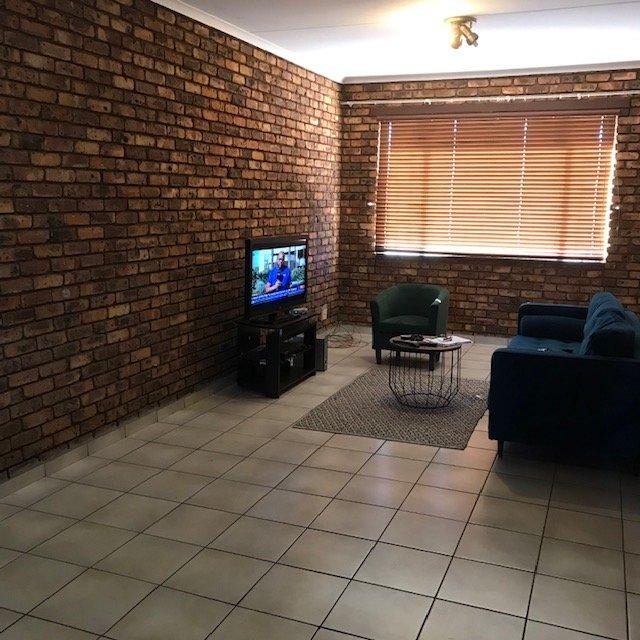 2 Bedroom Property for Sale in Pretoria North Gauteng