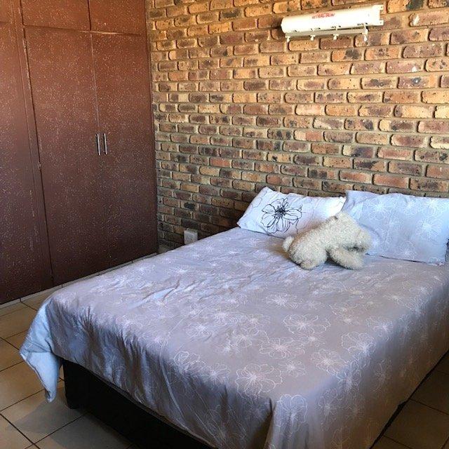 2 Bedroom Property for Sale in Pretoria North Gauteng