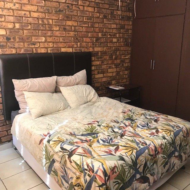 2 Bedroom Property for Sale in Pretoria North Gauteng